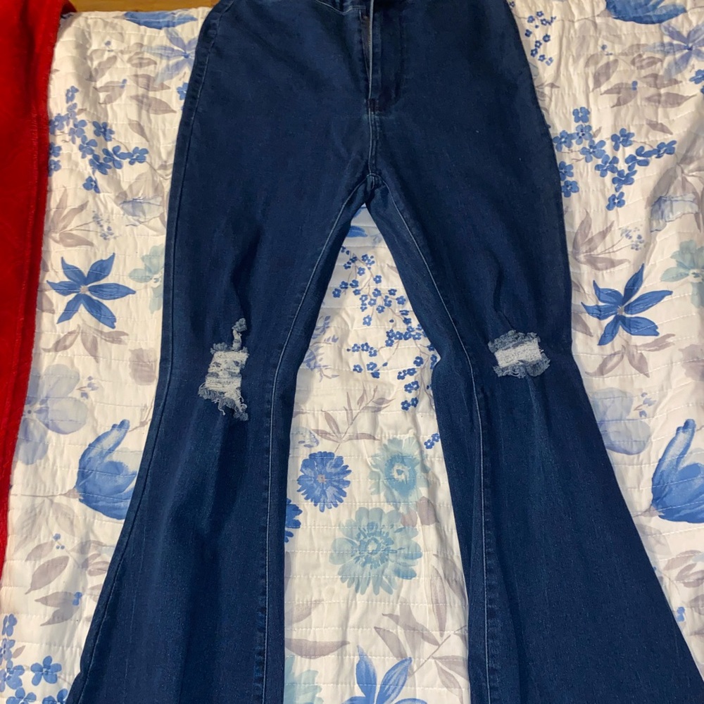 Daisy Flared Jeans
